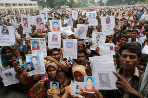 #WhoMadeMyClothes Rana Plaza, garment workers, garment industry